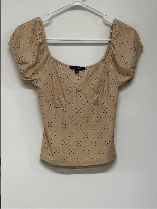 Ambiance Tops - Ambiance Cream Eyelet Top Size M